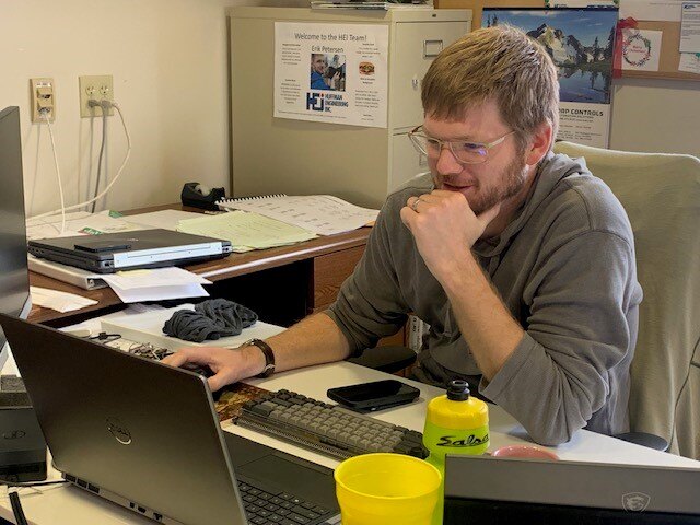 Erik in office2